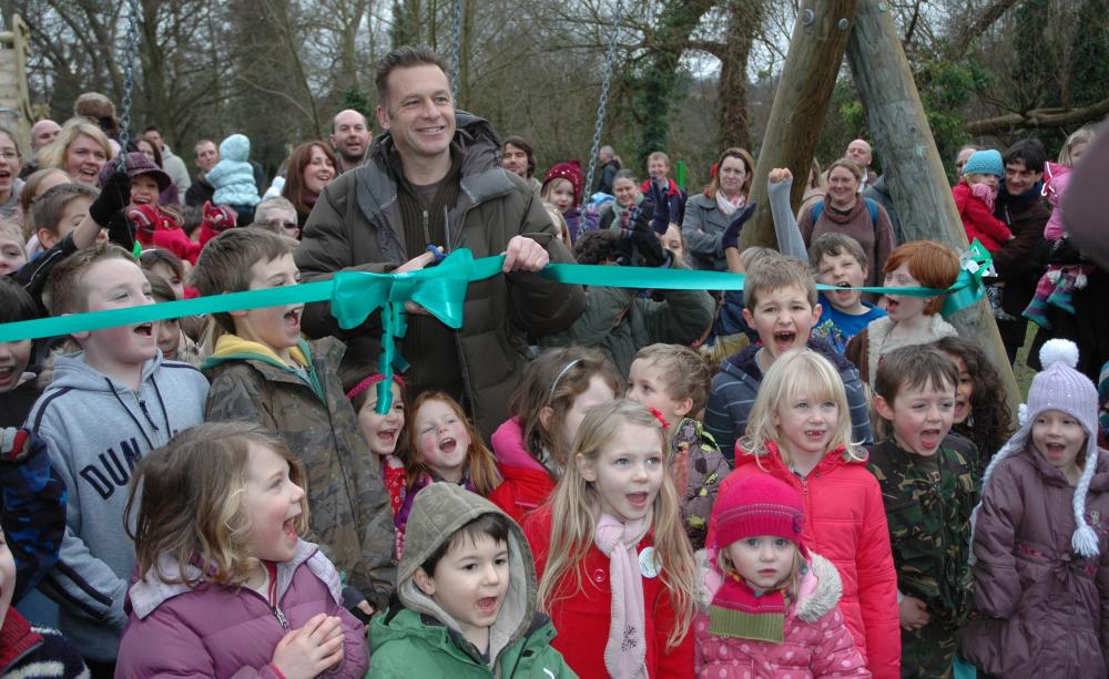 Chris Packham at Riverside Park with schoolchildren