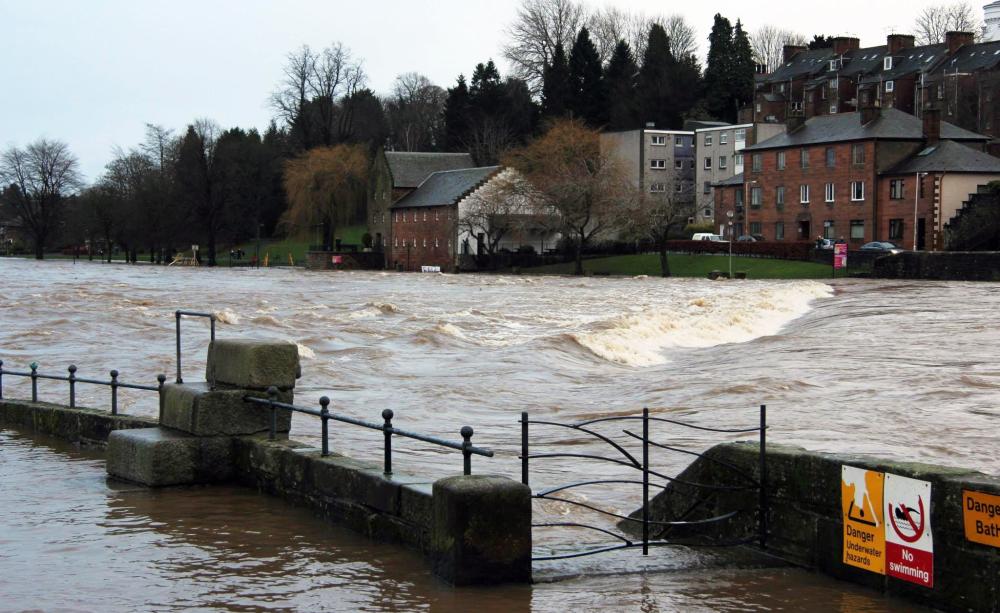 Flooding in  Dumfries