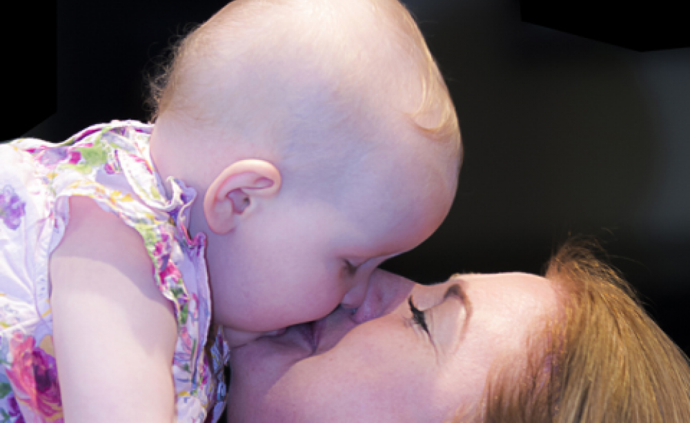 Mother and baby - both vulnerable to even moderate levels of air pollution. Photo:  Kaushal Vaidya via Flickr.com.