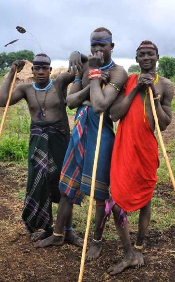 Young Mursi cattle herders. Photo: Rod Waddington via Flickr (CC BY-SA).