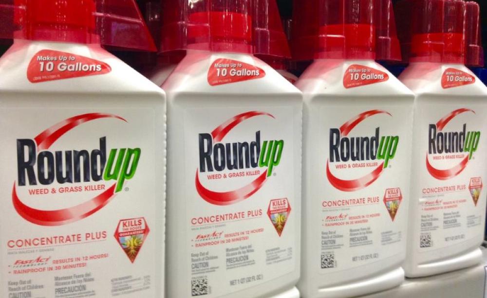 Roundup by Monsanto, photographed in February 2015 by Mike Mozart of TheToyChannel and JeepersMedia. Via Flickr (CC BY).