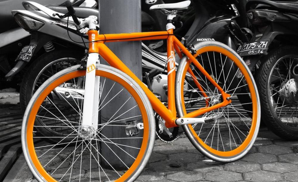 Do your bicycle's handlebar grips contain hazardous chemicals? Now you have the right to know, thanks to a landmark judgment in the EU Court. Photo: widjaja wreksoatmodjo via Flickr (CC BY-NC-SA).