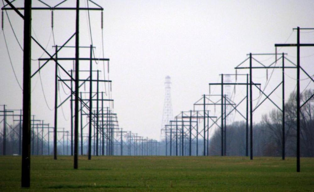 Transmission lines across the Ohio River. Photo: Iris Shreve Garrott via Flickr (CC BY-NC-SA).