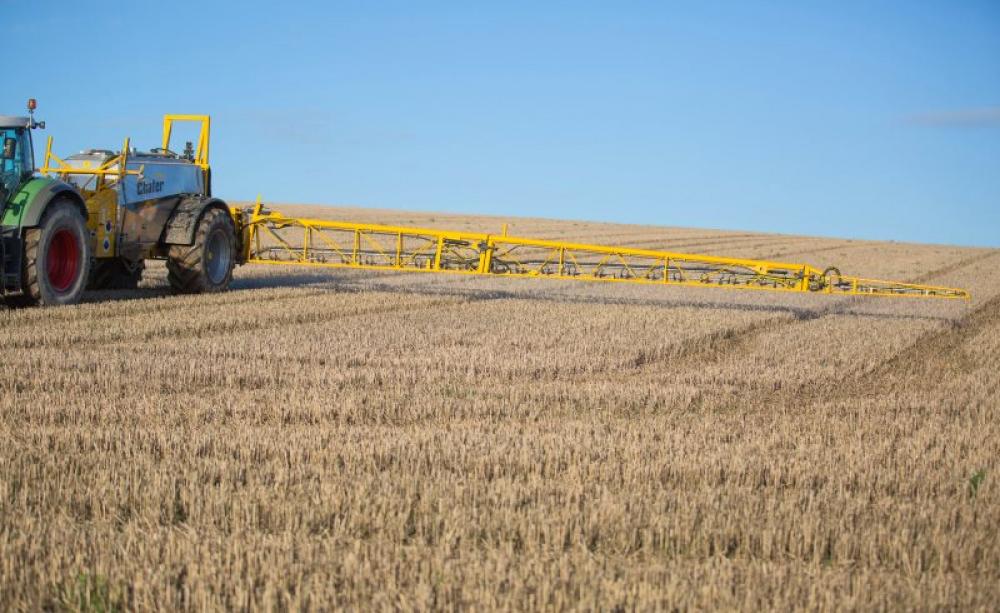 Chafer Sentry applying glyphosate to stubbles in North Yorkshire on a sunny December day. Photo: Chafer Machinery via Flickr (CC BY).