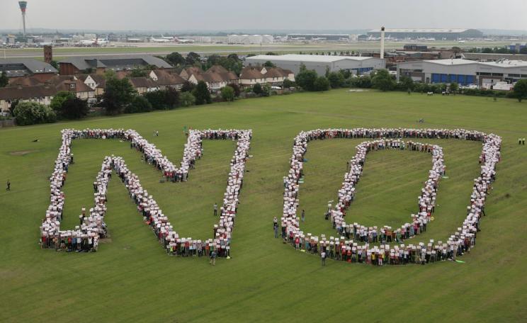 Thousands say 'No' to Heathrow expansion