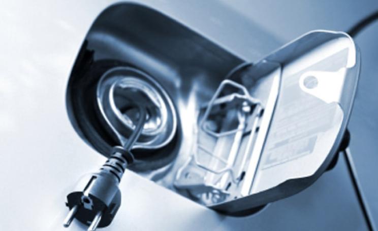 Electric car charge plug