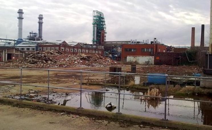 Contaminated land in West Yorkshire, England - the site of a former chemicals factory. Photo: Engineering at Cambridge via Flickr.