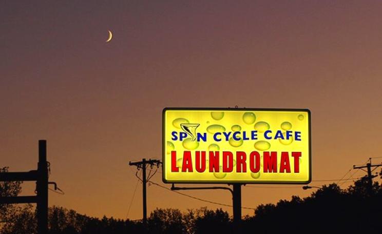 Spin Cycle Cafe & Laundromat, Newington, CT, USA. Photo: Brian Cook via Flickr (CC BY-NC 2.0).