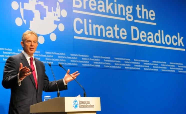 For Tony Blair, climate change was a core issue. But his successors are leaving it to Jeremy Corbyn and Ed Miliband. Launching the 'Breaking the Climate Deadlock' report in Tokyo, Japan, 27th June 2008. Photo: The Climate Group via Flickr (CC BY-NC-SA).