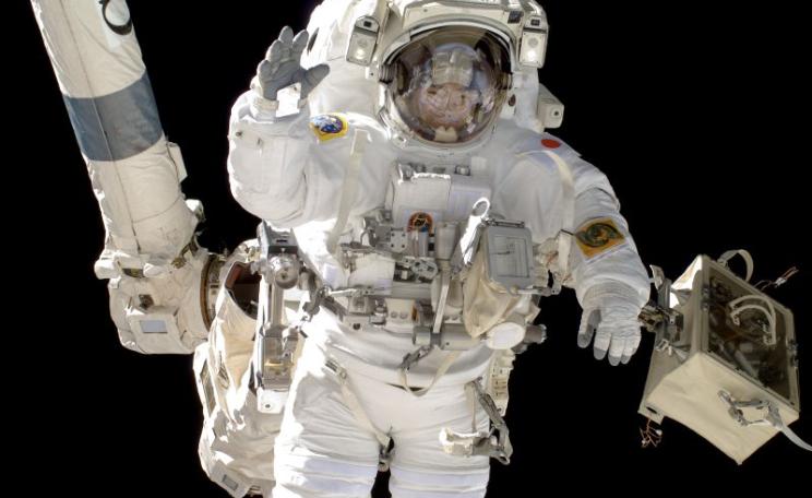 Maybe he has a better idea? Japan Aerospace Exploration Agency astronaut Aki Hoshide on a spacewalk, 5th September 2012. Photo: Fragile Oasis via Flickr (CC BY-NC-SA).