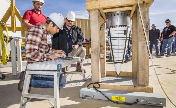 Engineers for Sandia National Laboratories carry out tests on the B61-12 nuclear bomb at New Mexico Tech in Socorro, NM, USA. Photo: Sandia Labs via Flickr (CC BY-NC-ND).