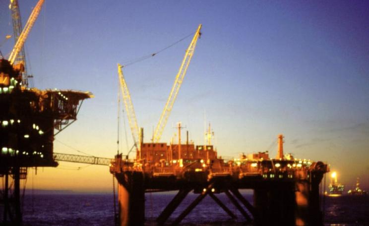 The UK government is lavishing billions of pounds of subsidies on North Sea gas and oil - while cutting renewable energy to the bone. Photo: Thistle Alpha oil rig in the North Sea roughly halfway between the Shetland islands and Norway by snapper via Flic