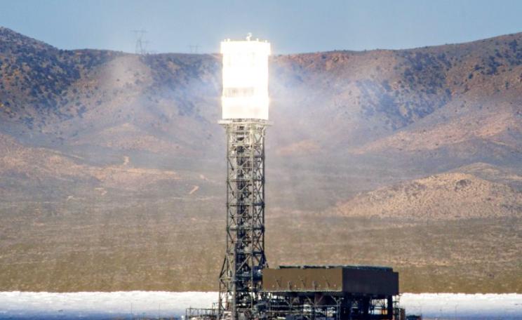 Nothing wrong with nuclear fusion - but let's just keep it gravitationally contained, and 150 million kilometres away! A solar tower in Nevada, USA, harnessing the power of the sun. Photo: Rick Bolin via Flickr (CC BY-NC-SA).