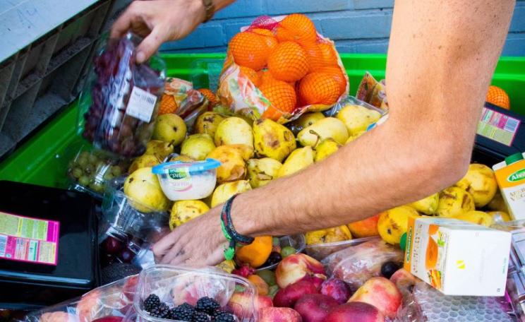 Skip-diving in Belgium. Photo: Jan Slangen via Flickr (CC BY-NC-SA).