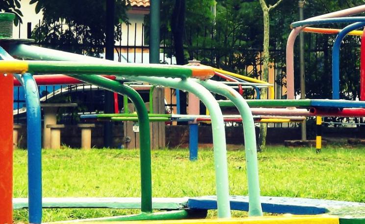 The population merry-go-round has to stop somewhere. Photo: Marcelo deOliveira via Flickr (CC BY).