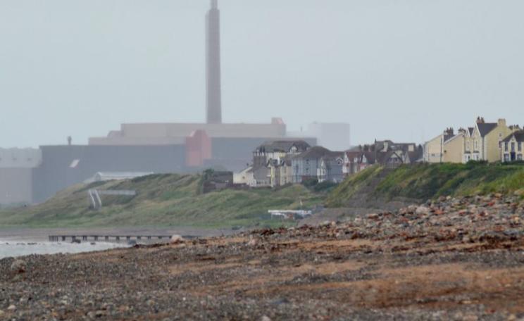 The Sellafield nuclear site in Cumbria, UK, seen from Drigg Beach. Photo: Ashley Coates via Flickr (CC BY-SA).